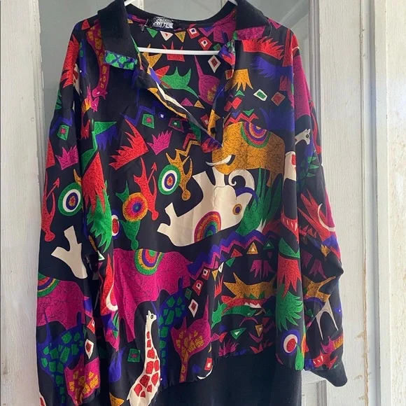 Printed long sleeve pullover - Picture 2 of 2